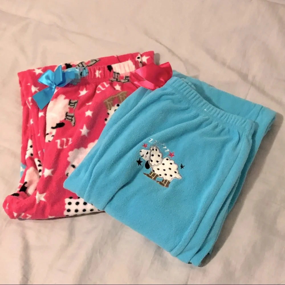 2 Pairs of Girl’s Pajama Bottoms with Cute Sheep